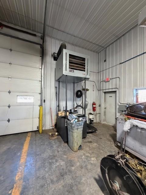 main property photo 11