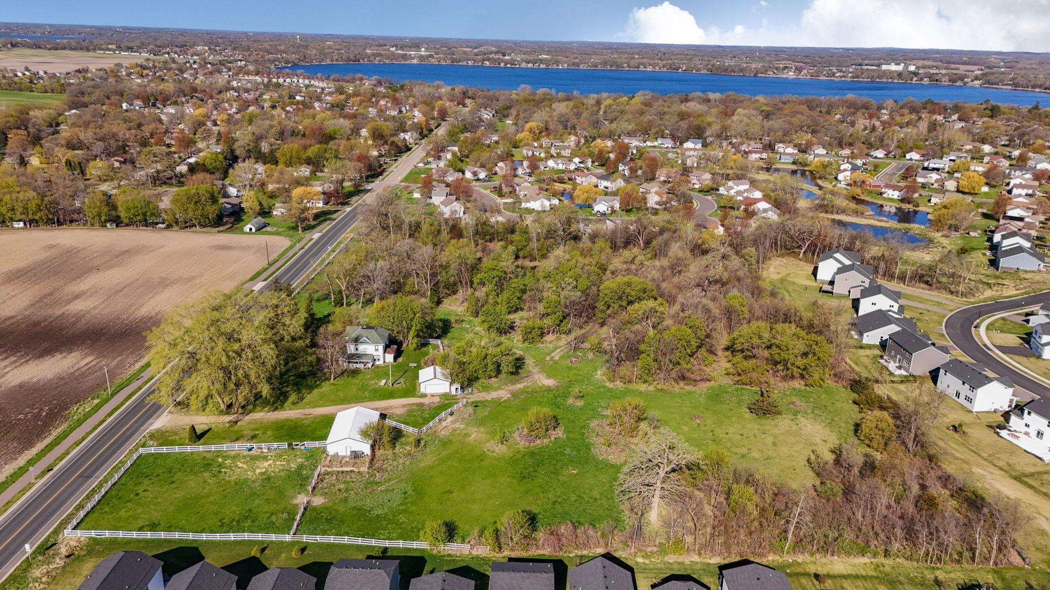 main property photo 23
