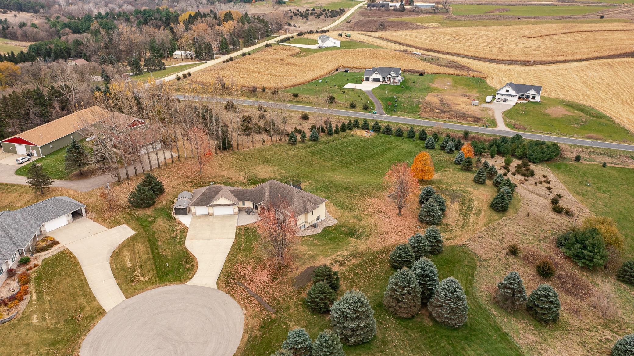 main property photo 3