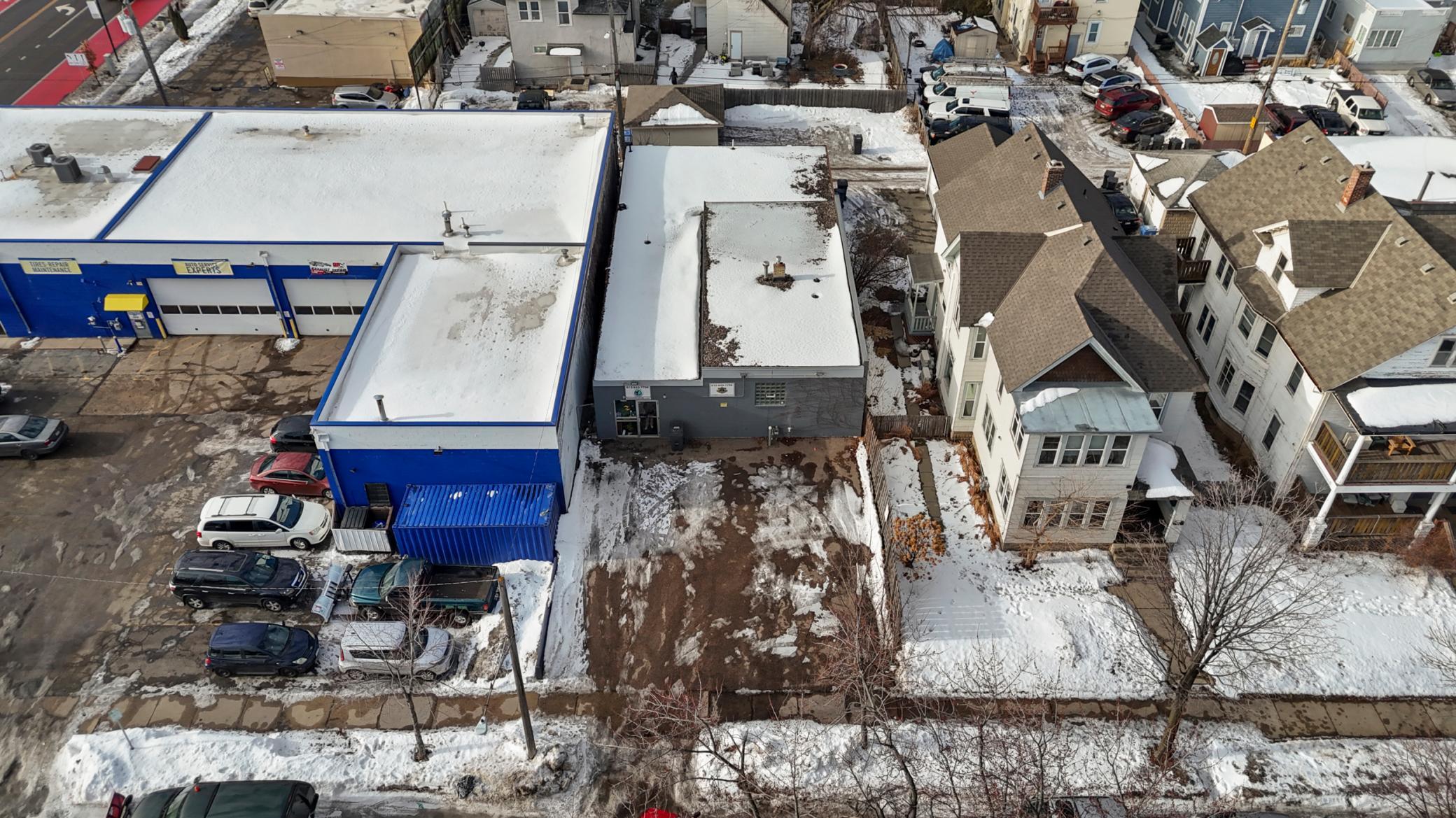 main property photo 14