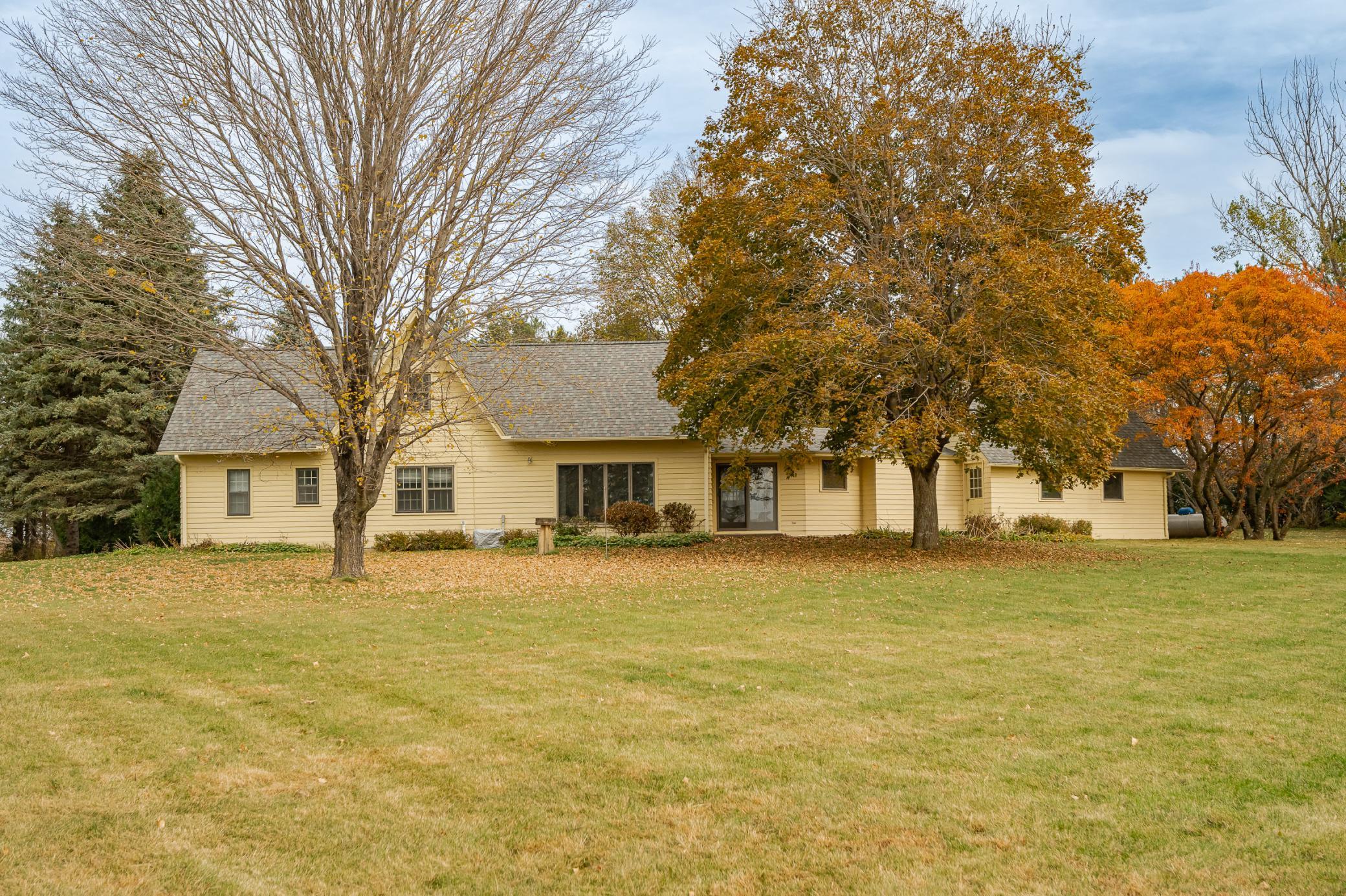 main property photo 40