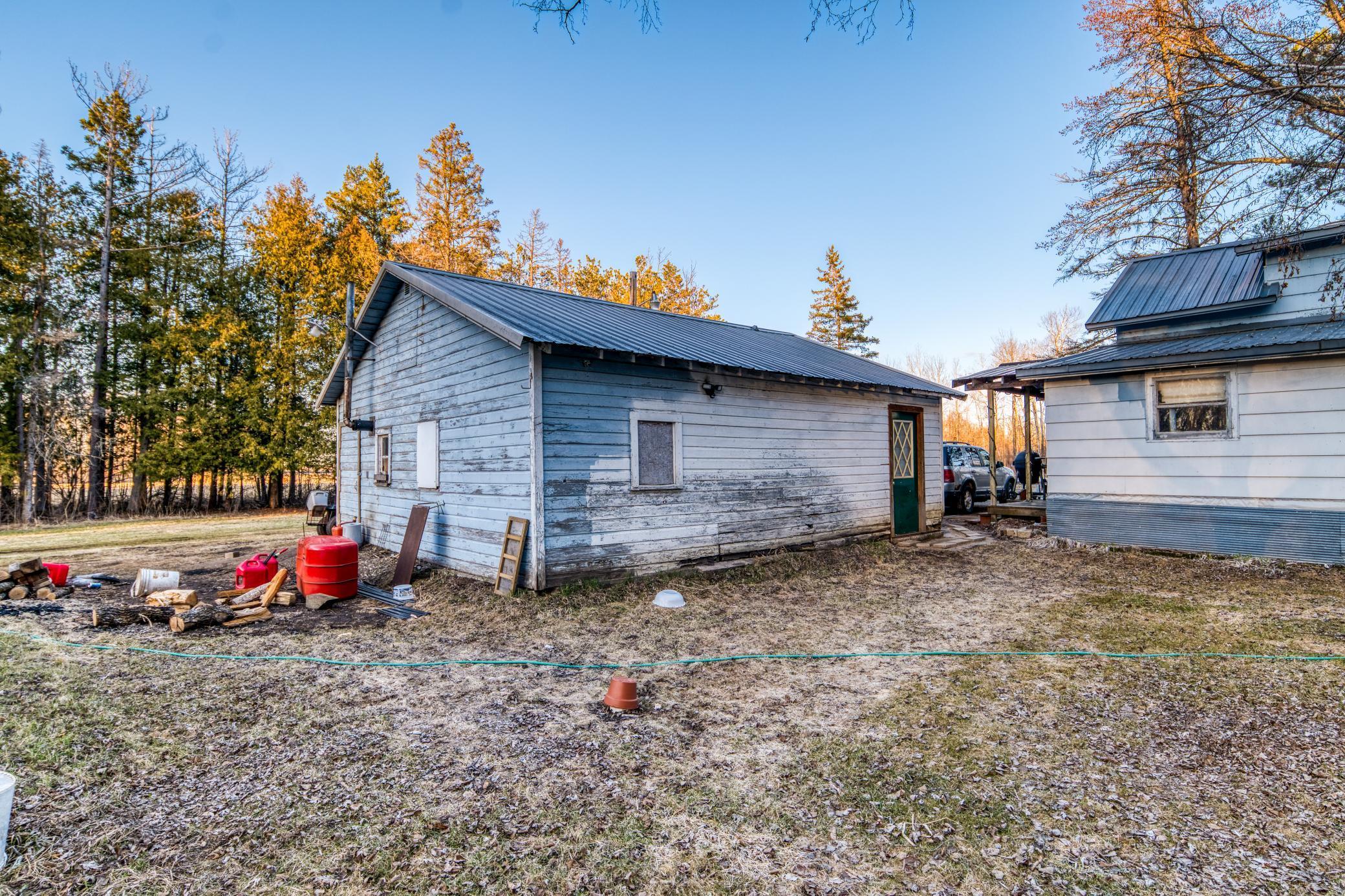 main property photo 33