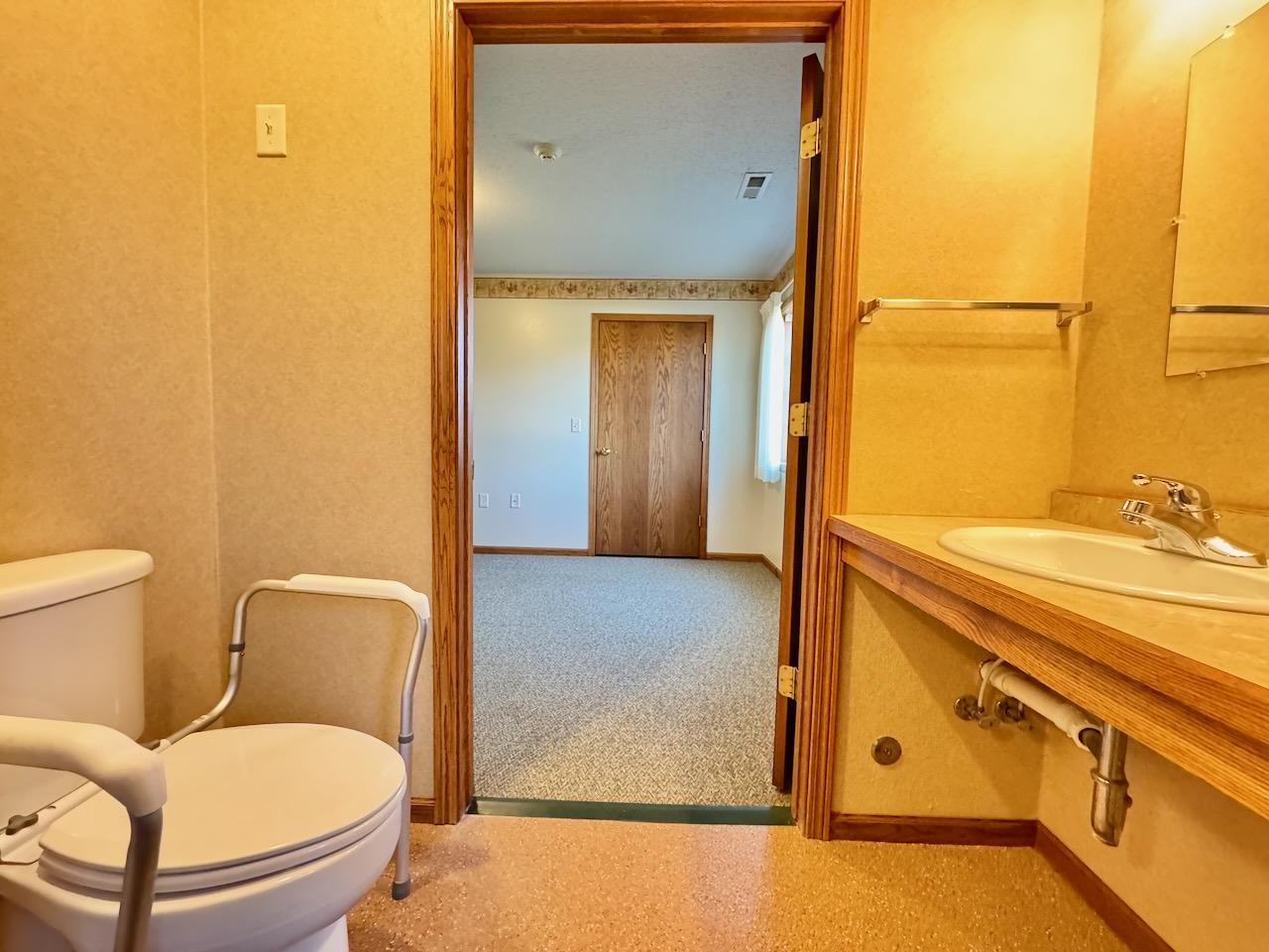 main property photo 24