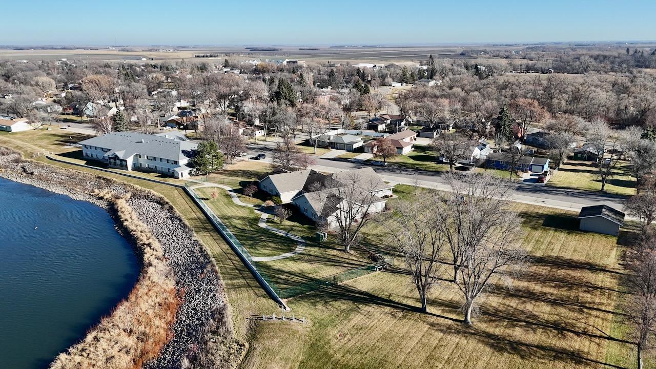 main property photo 68