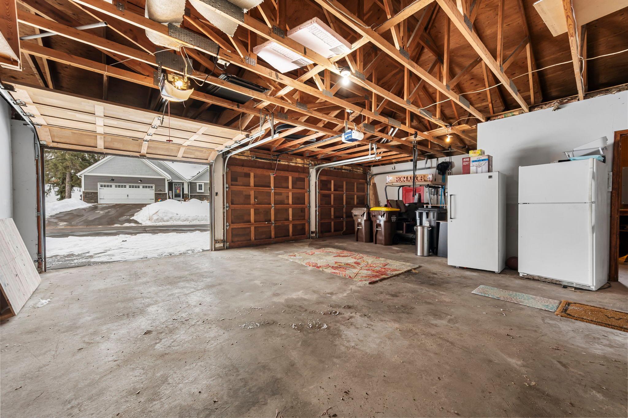 main property photo 50