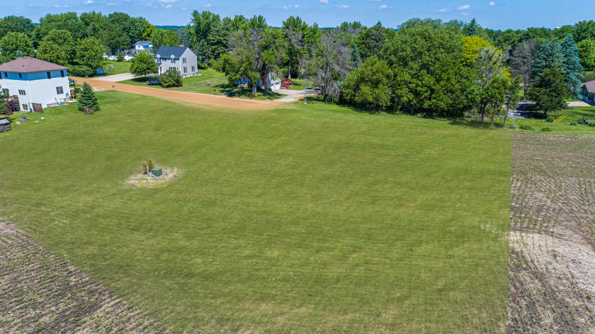 main property photo 4