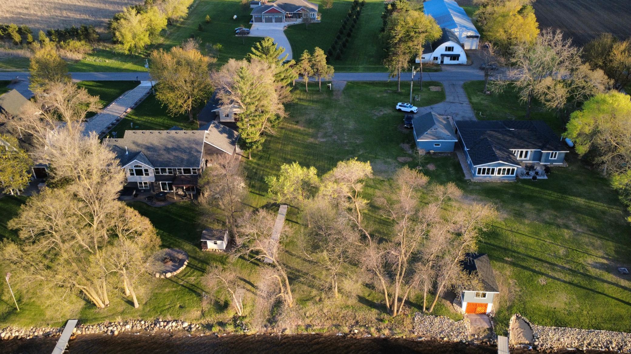 main property photo 13