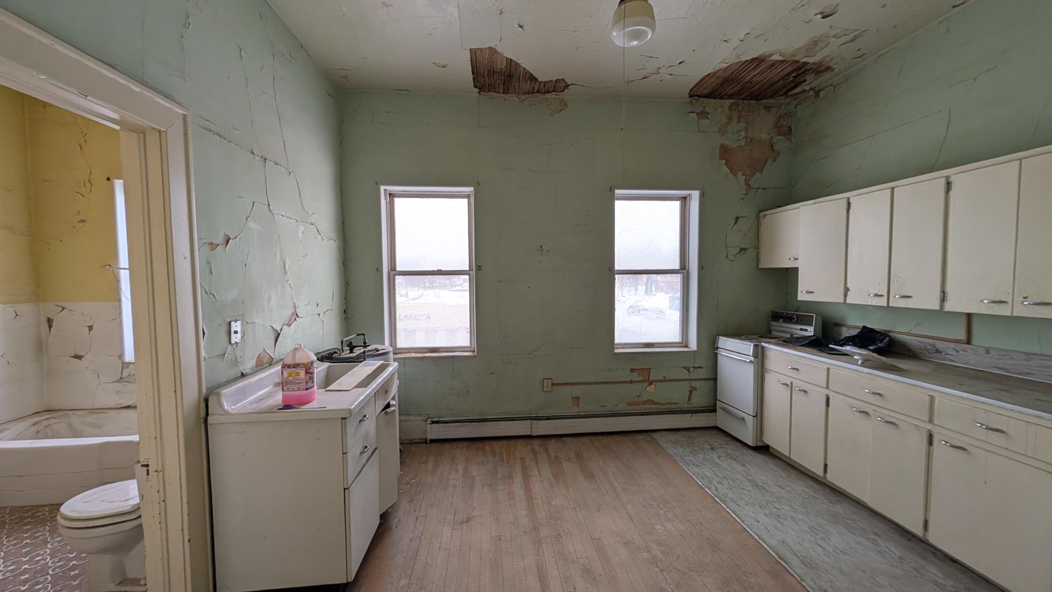 main property photo 45