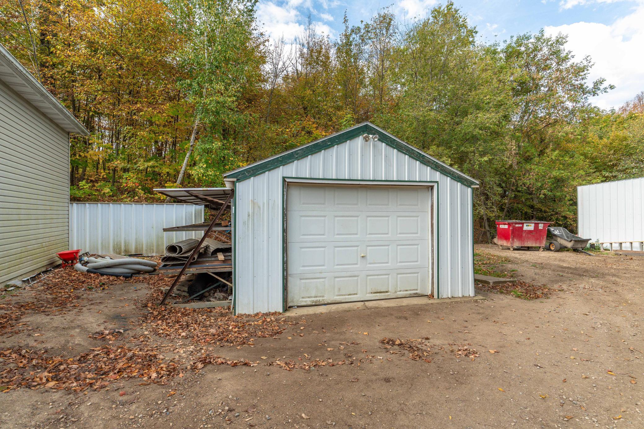 main property photo 108