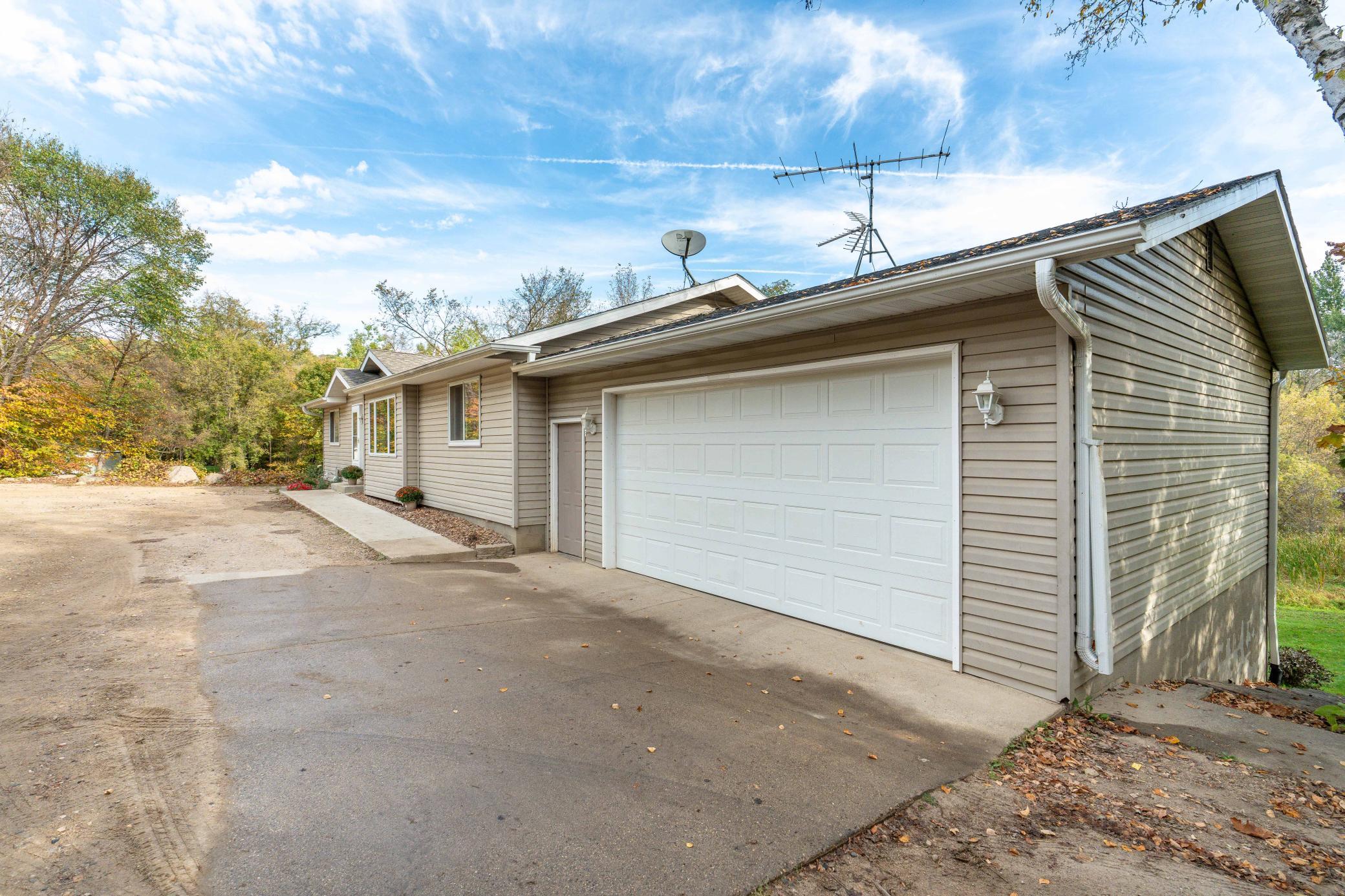 main property photo 80