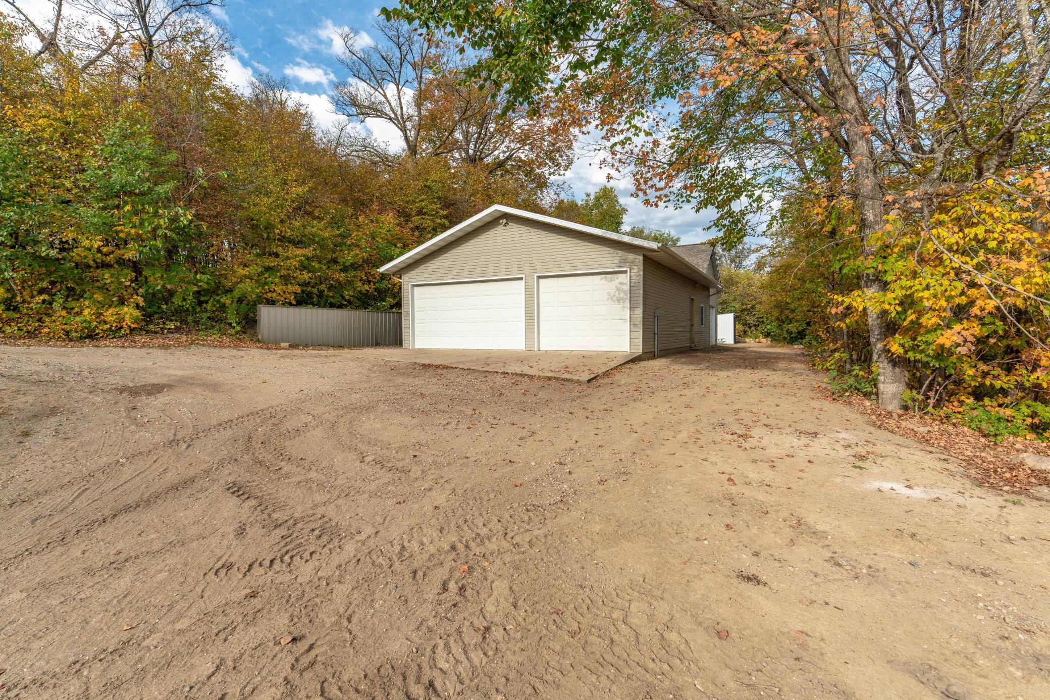 main property photo 90