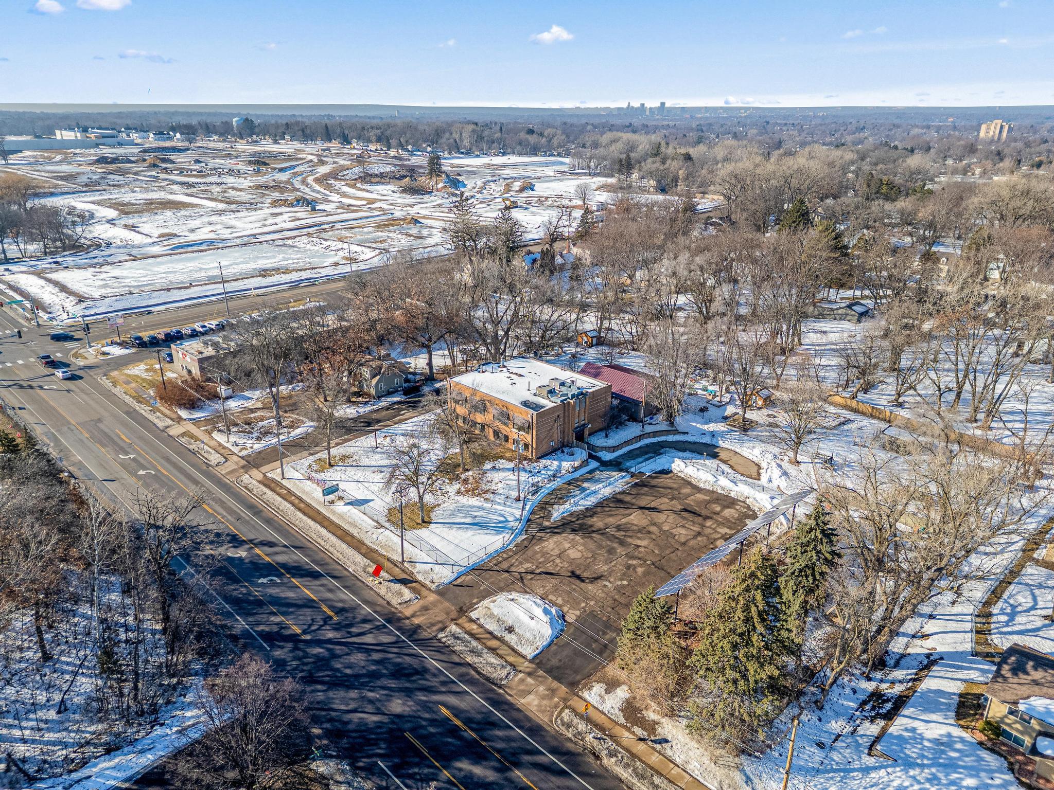 main property photo 8