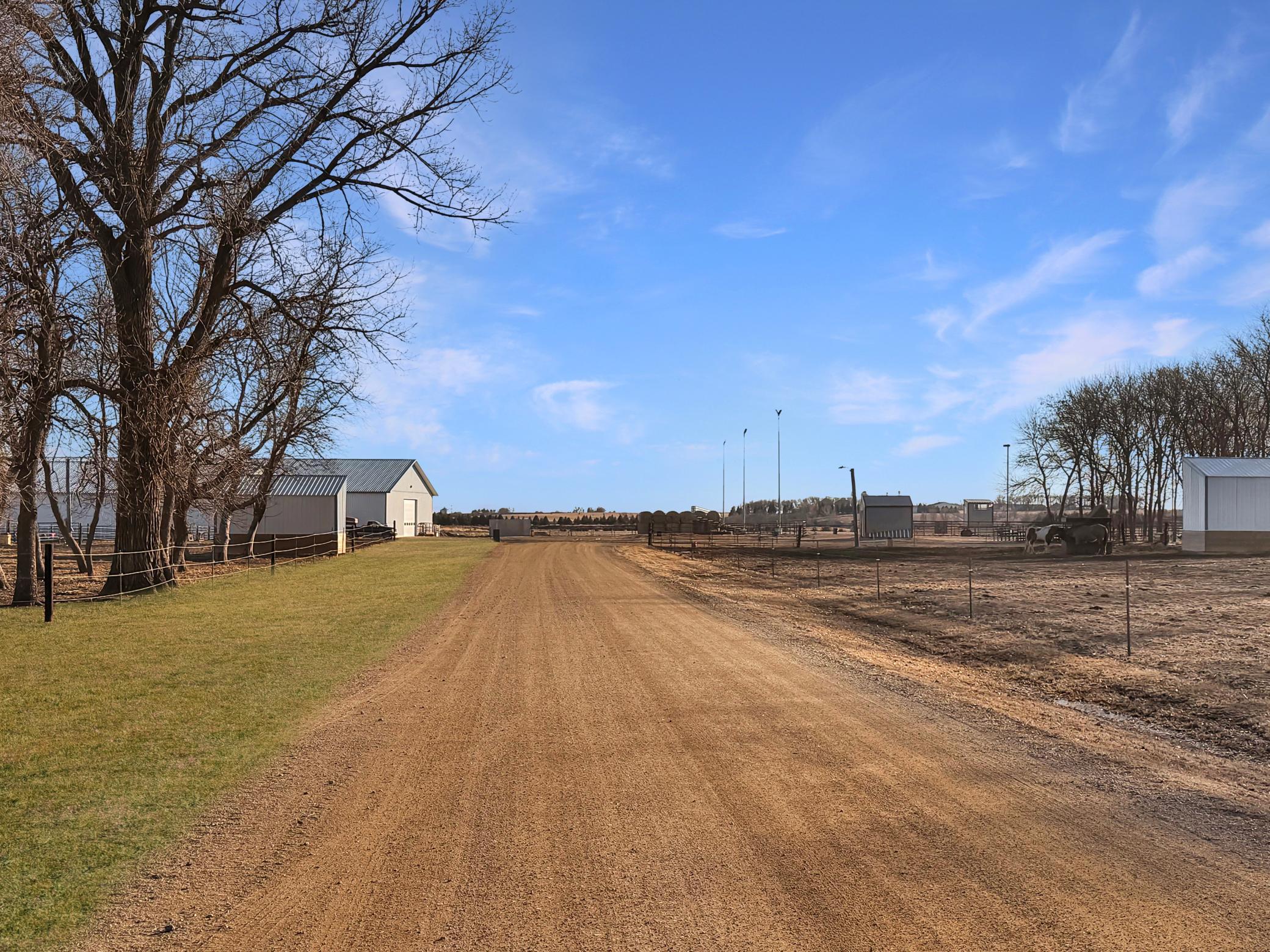 main property photo 12