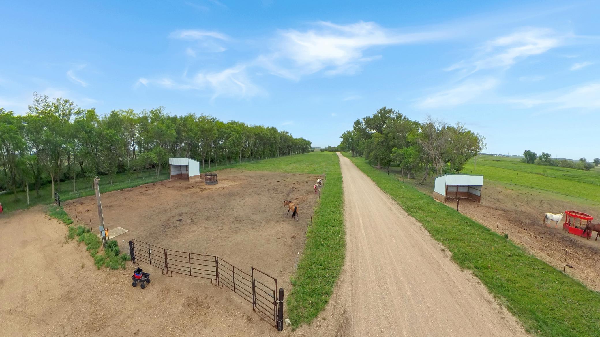main property photo 27