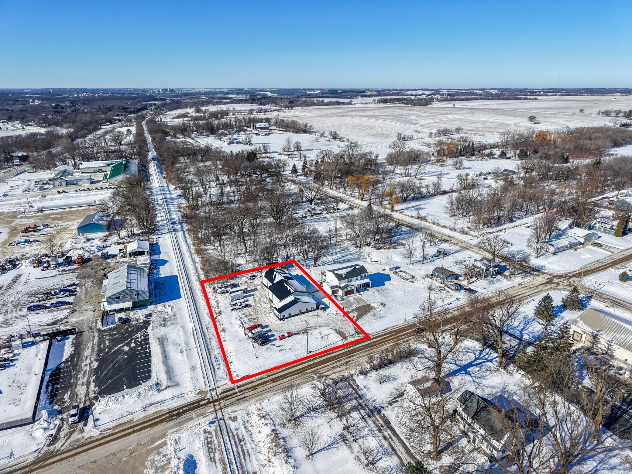 main property photo 31