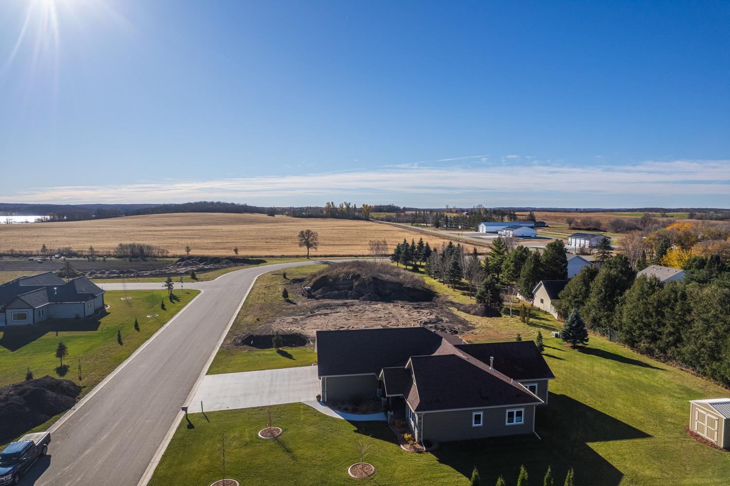 main property photo 35