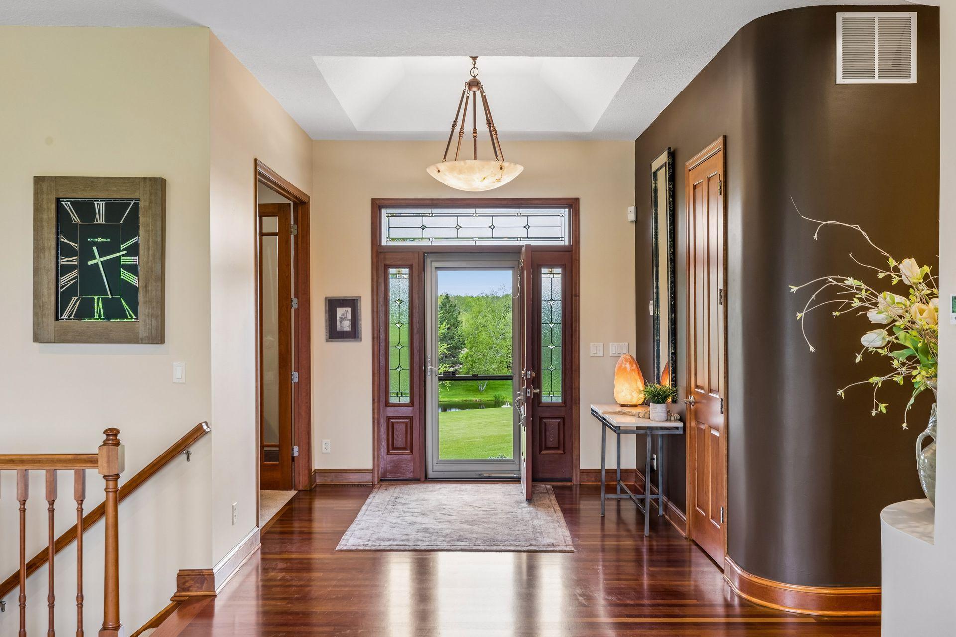 main property photo 13