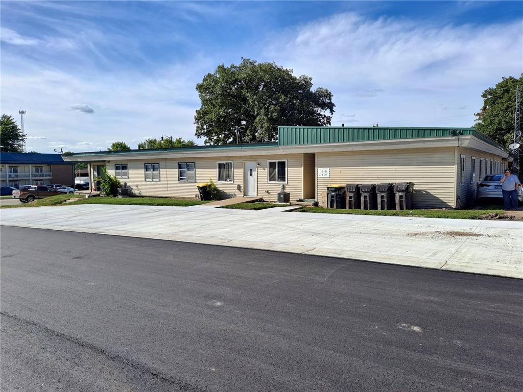 main property photo 18