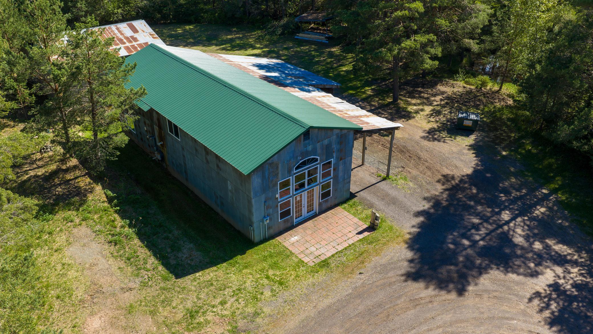 main property photo 34