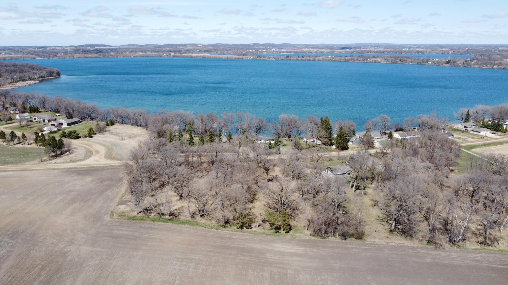 main property photo 25