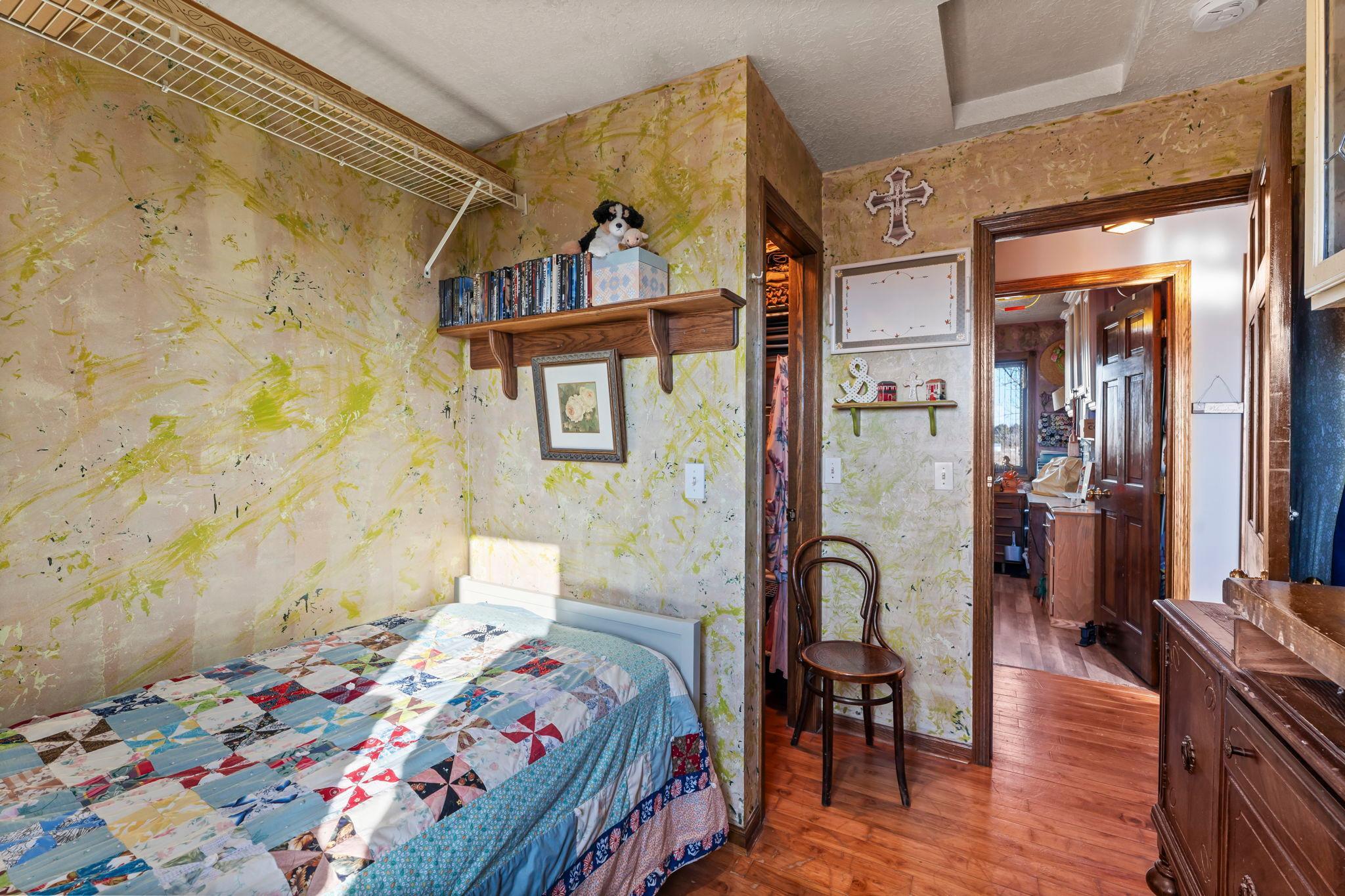 main property photo 33