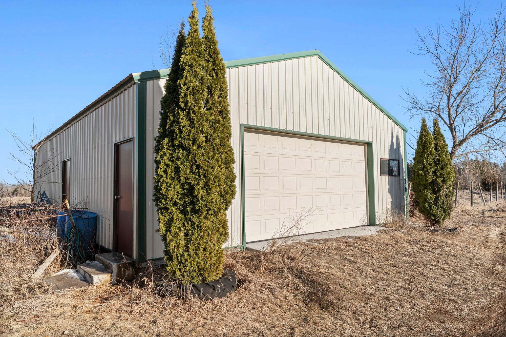 main property photo 49
