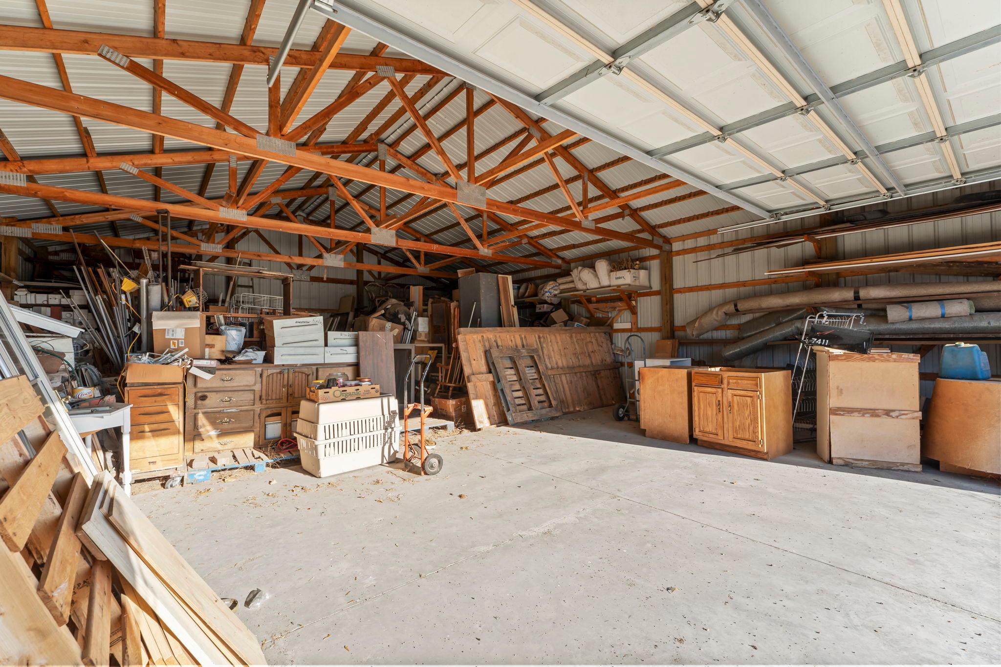 main property photo 50