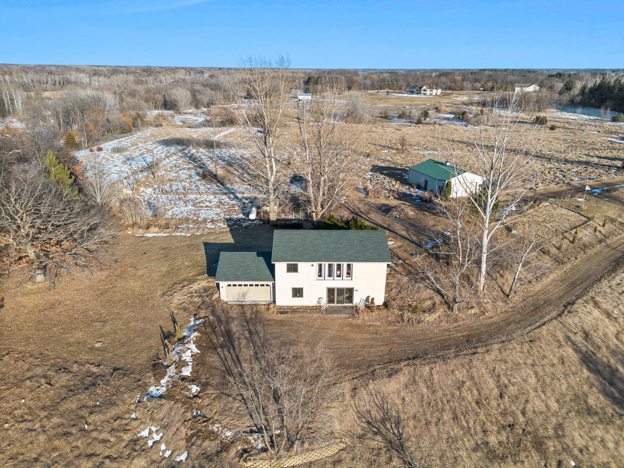 main property photo 8