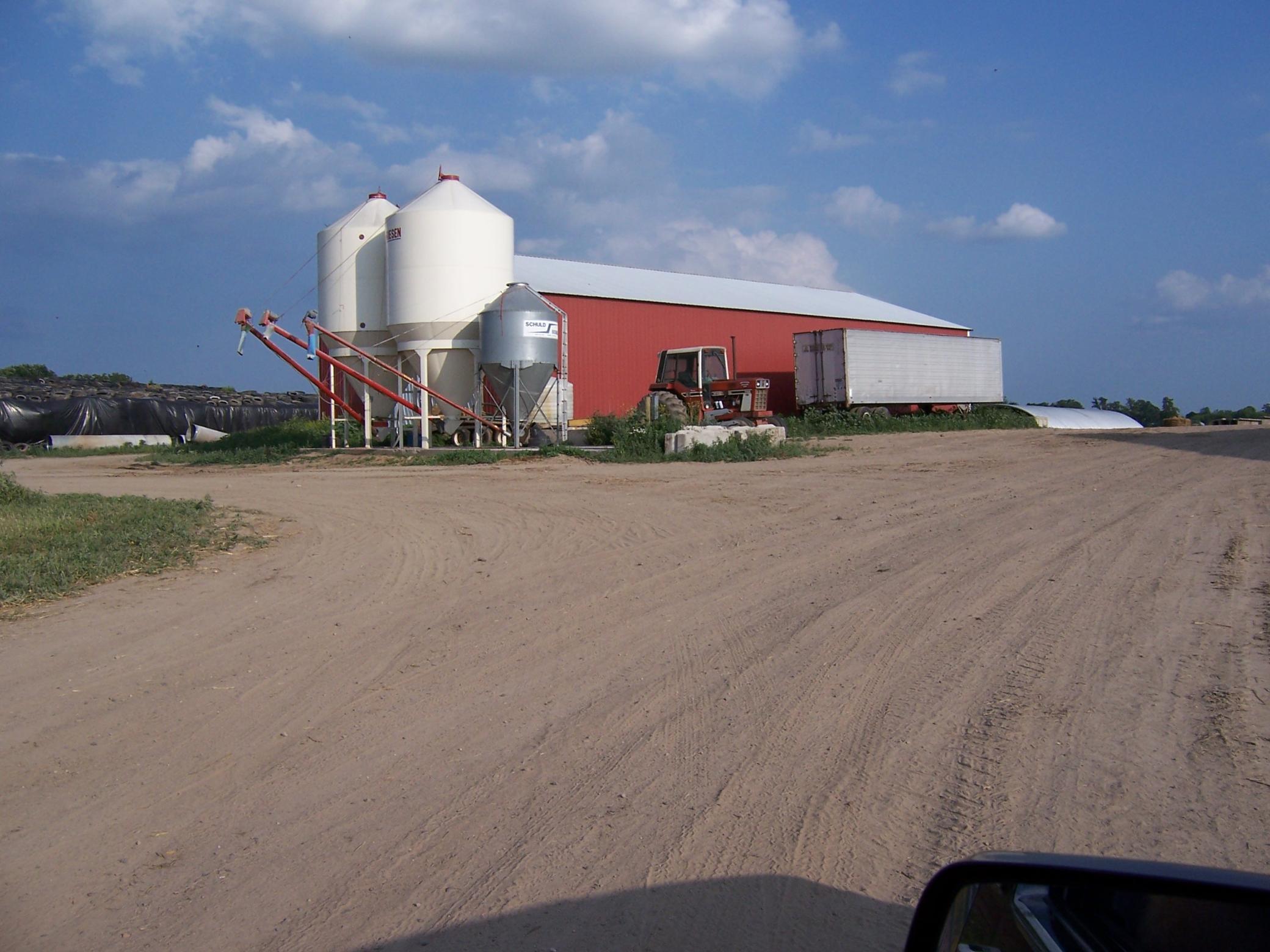 main property photo 16