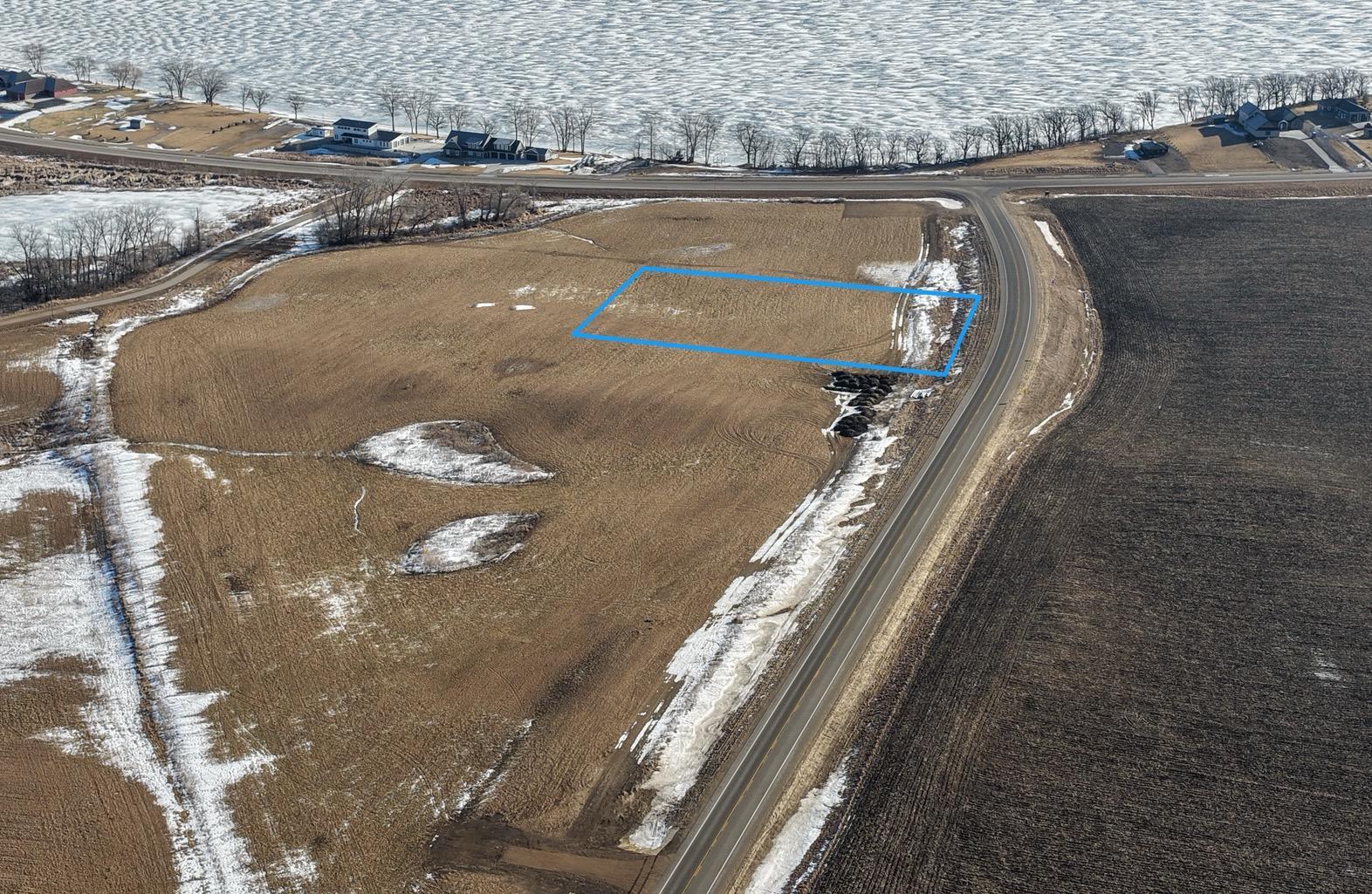 main property photo 9