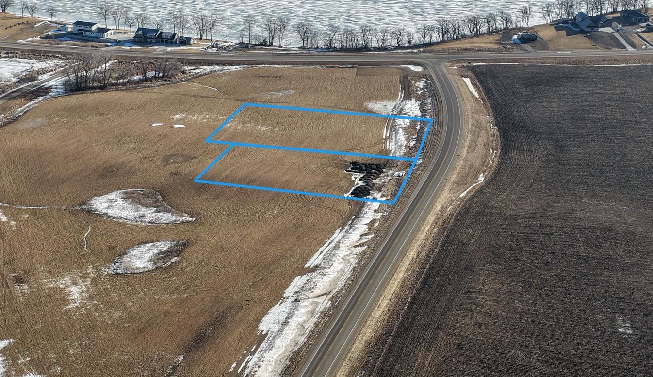 main property photo 5