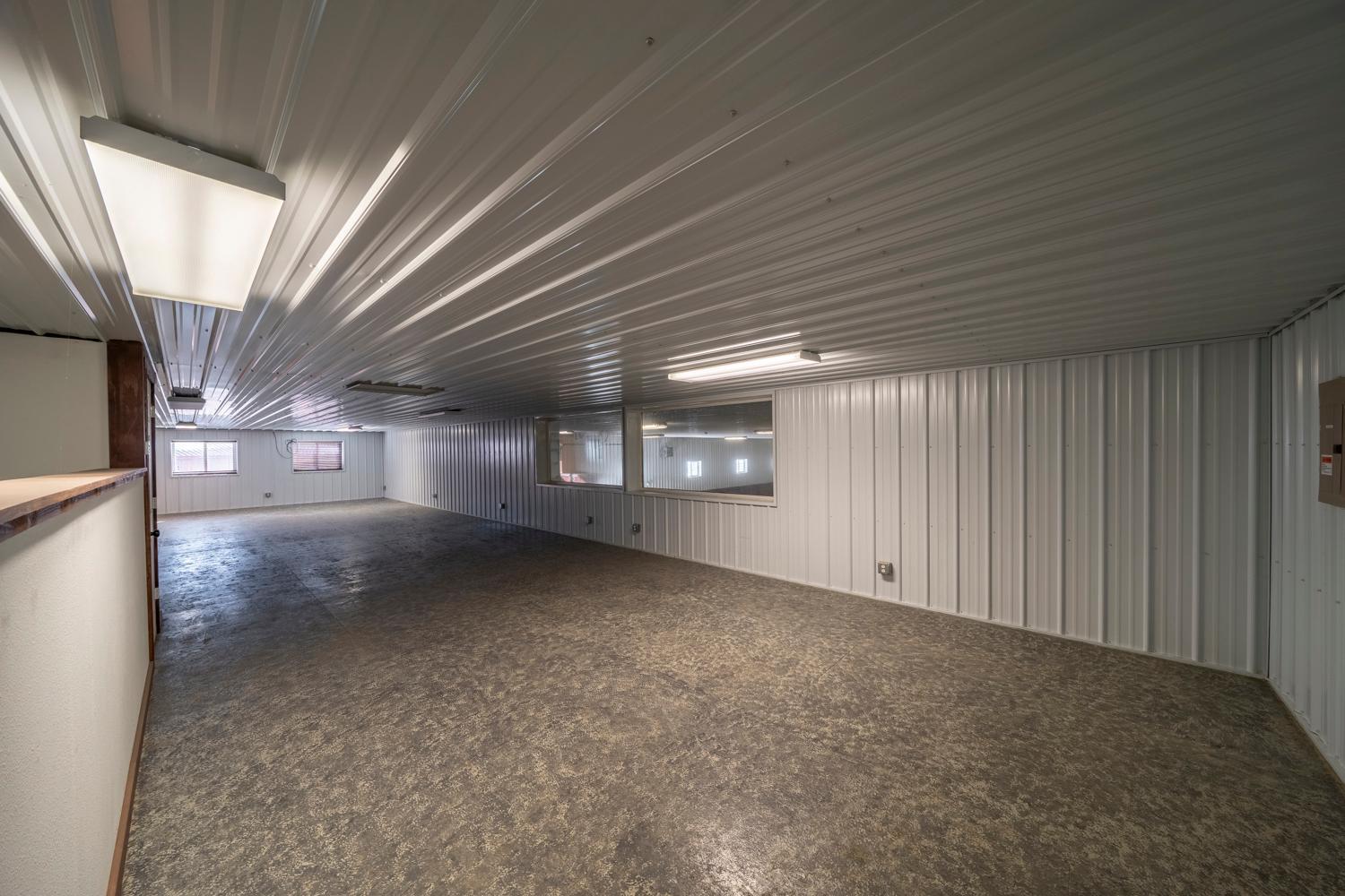 main property photo 50