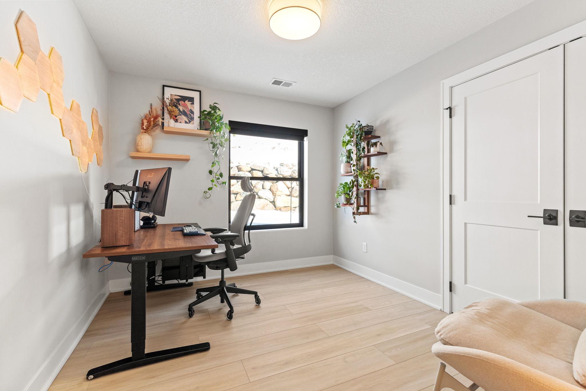property viewer photo 16