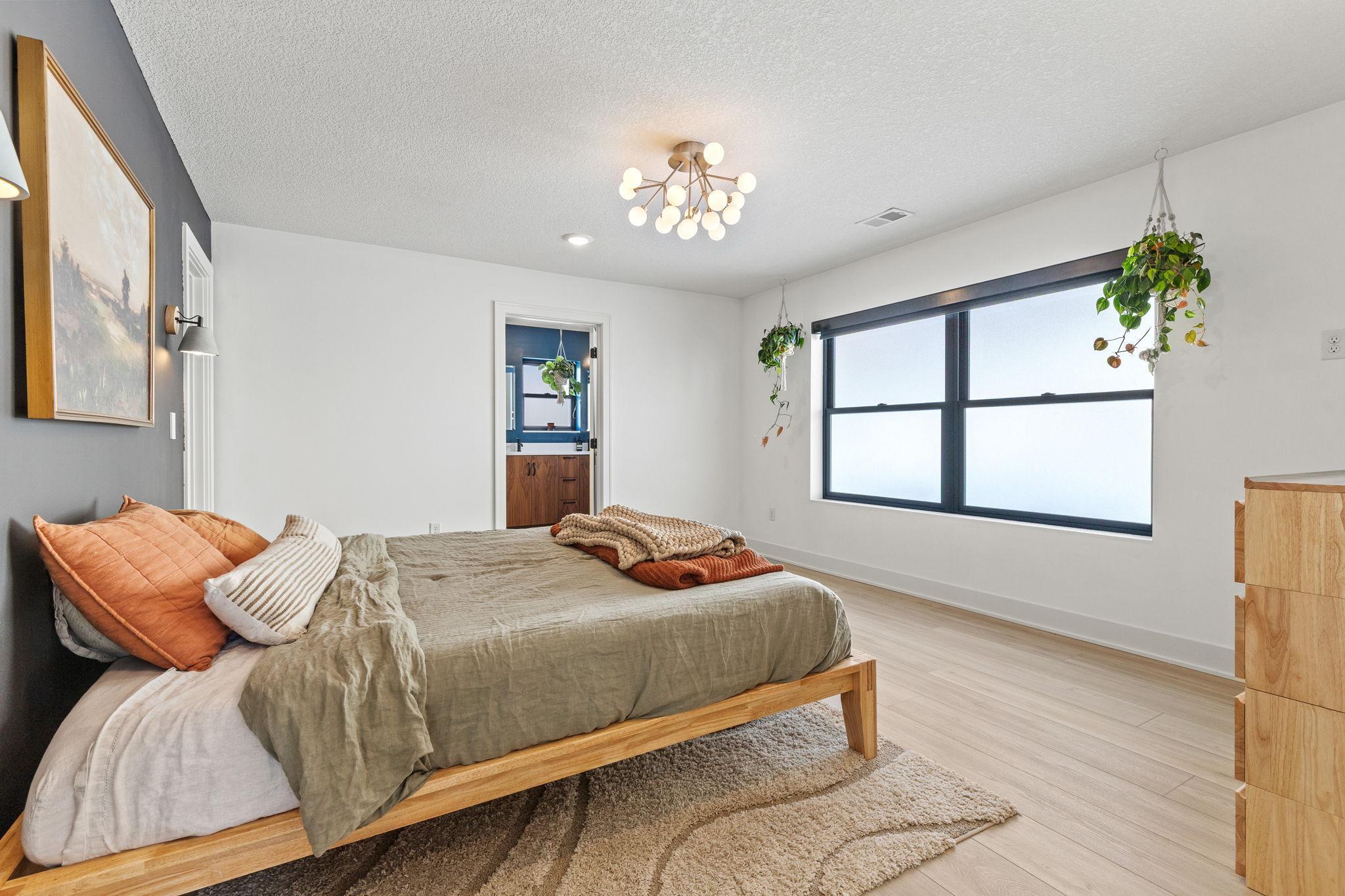 property viewer photo 20