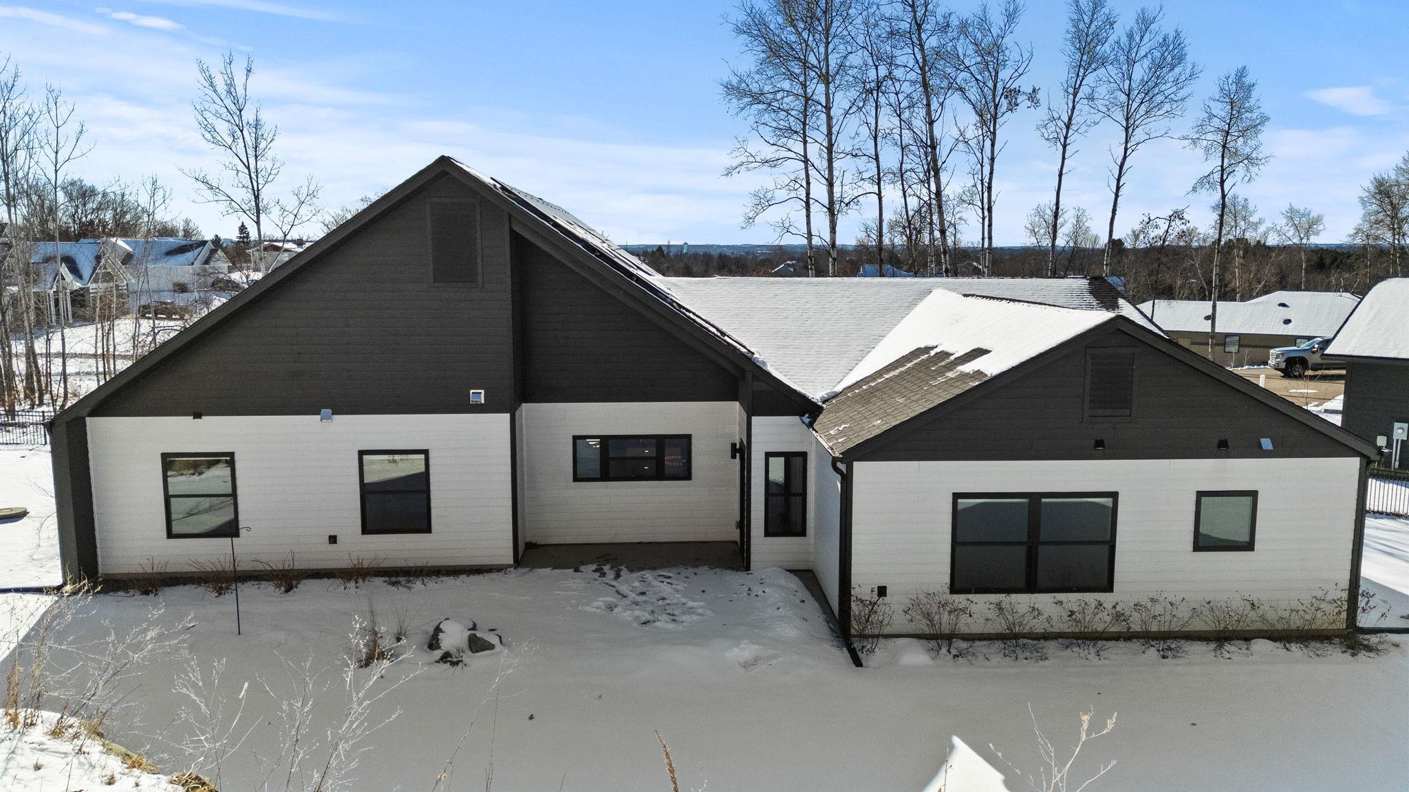 property viewer photo 25