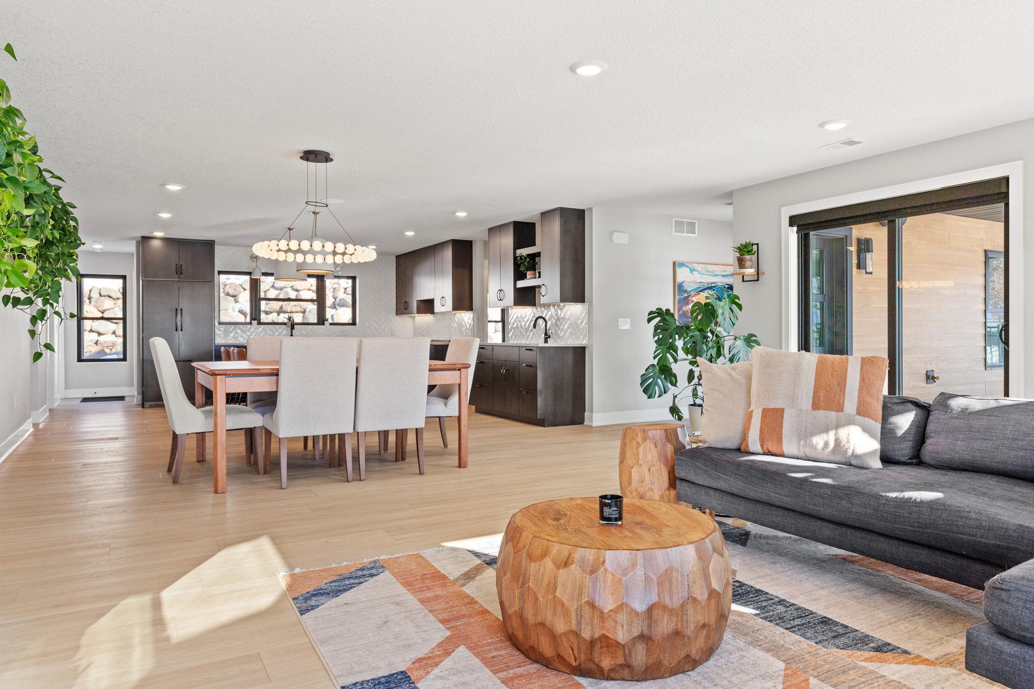 property viewer photo 7