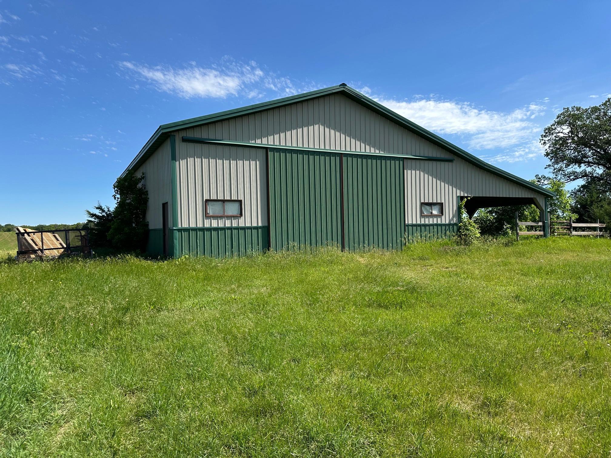 main property photo 11