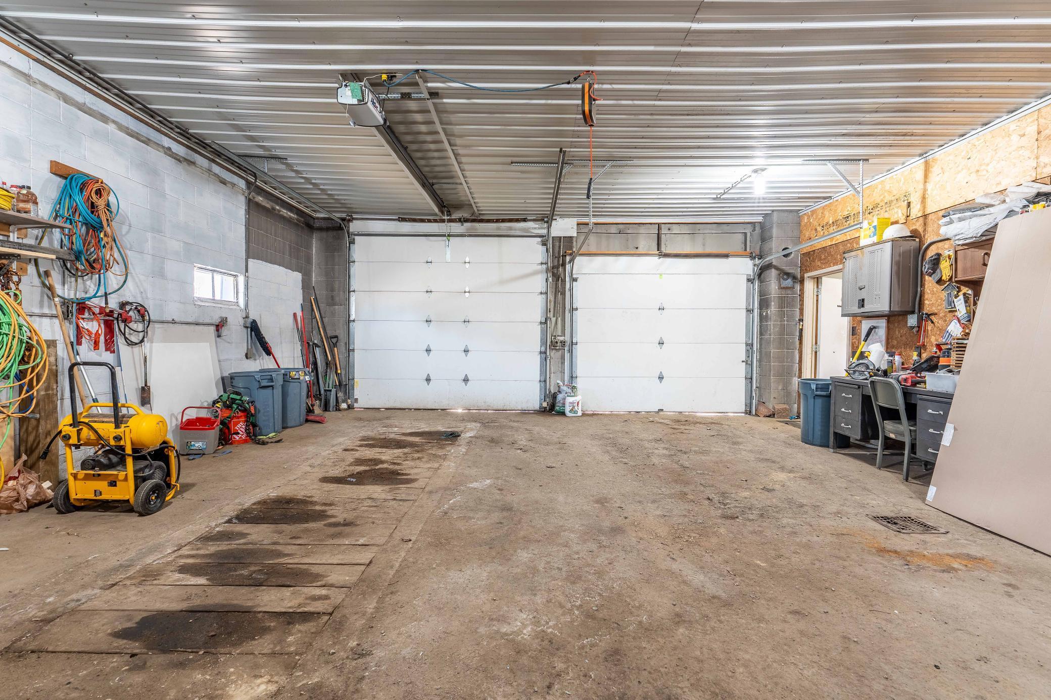 main property photo 19