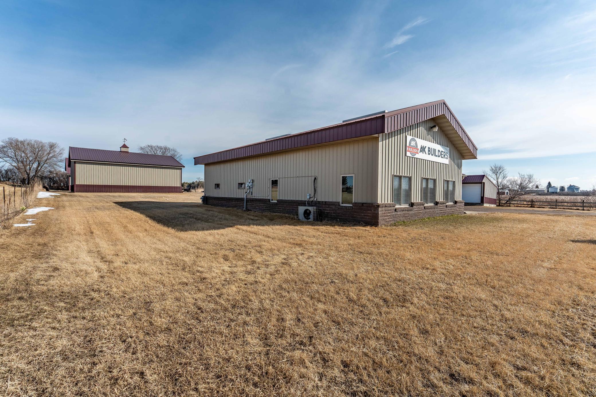 main property photo 37