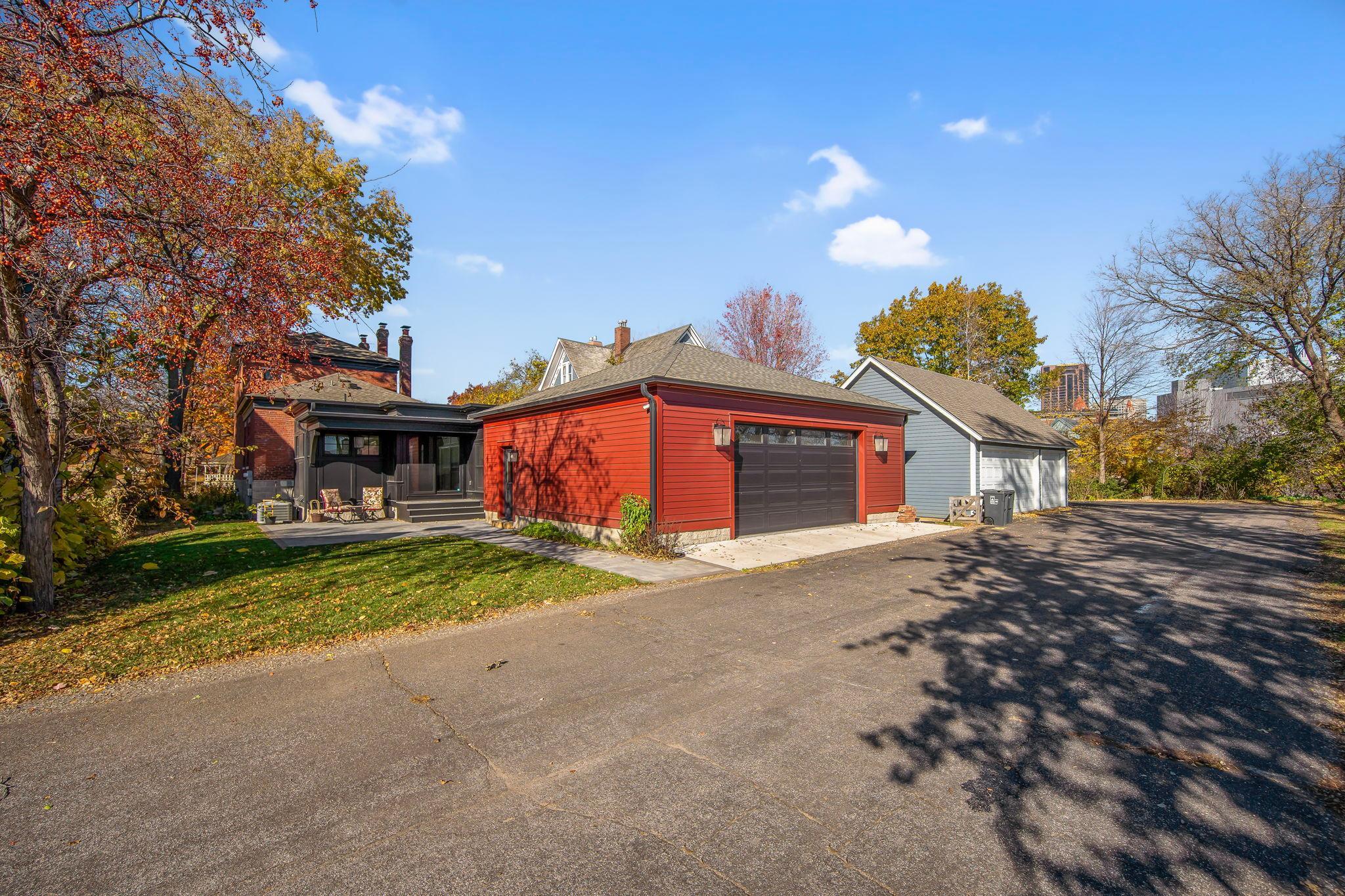 main property photo 60