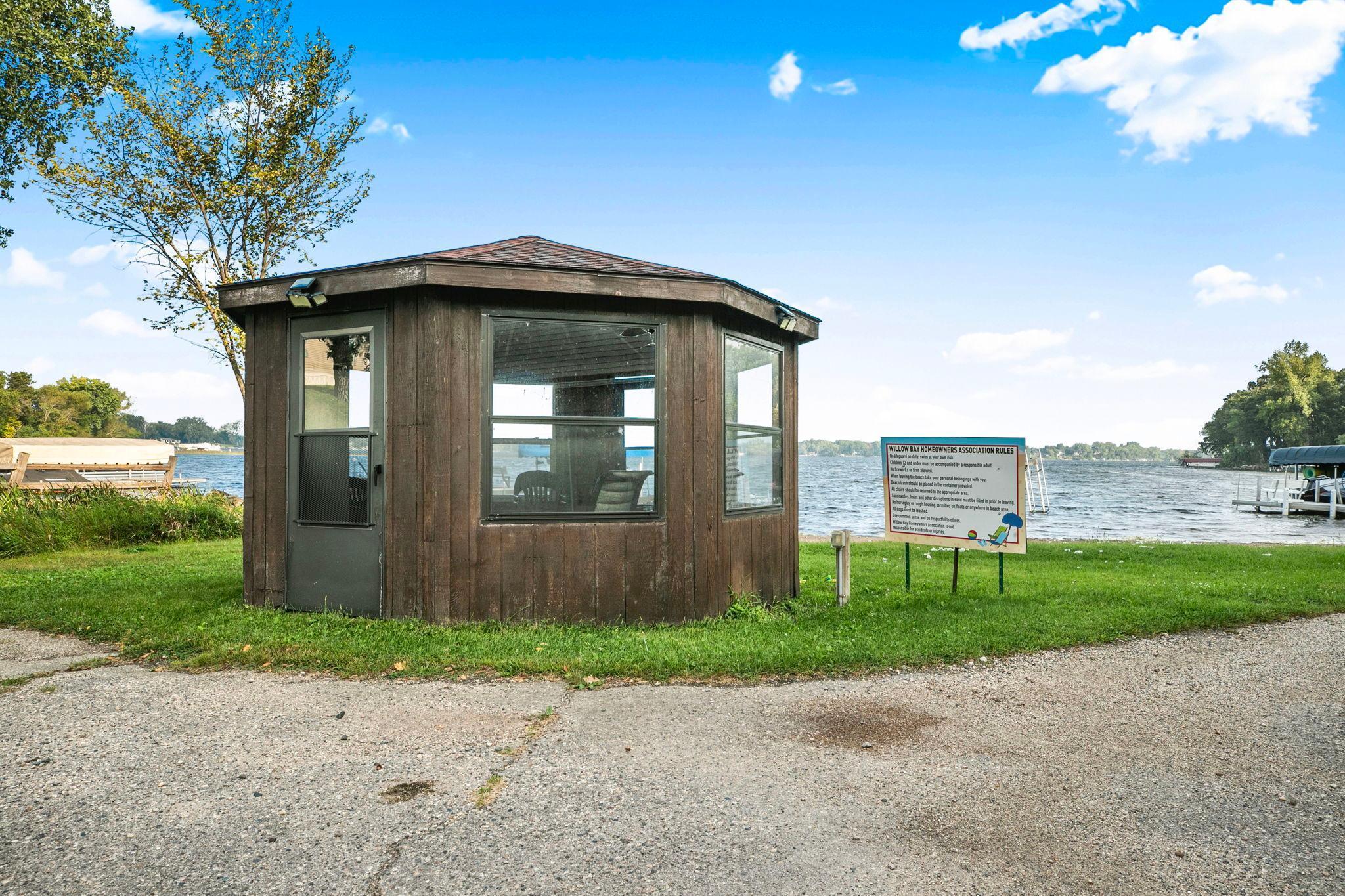 main property photo 21