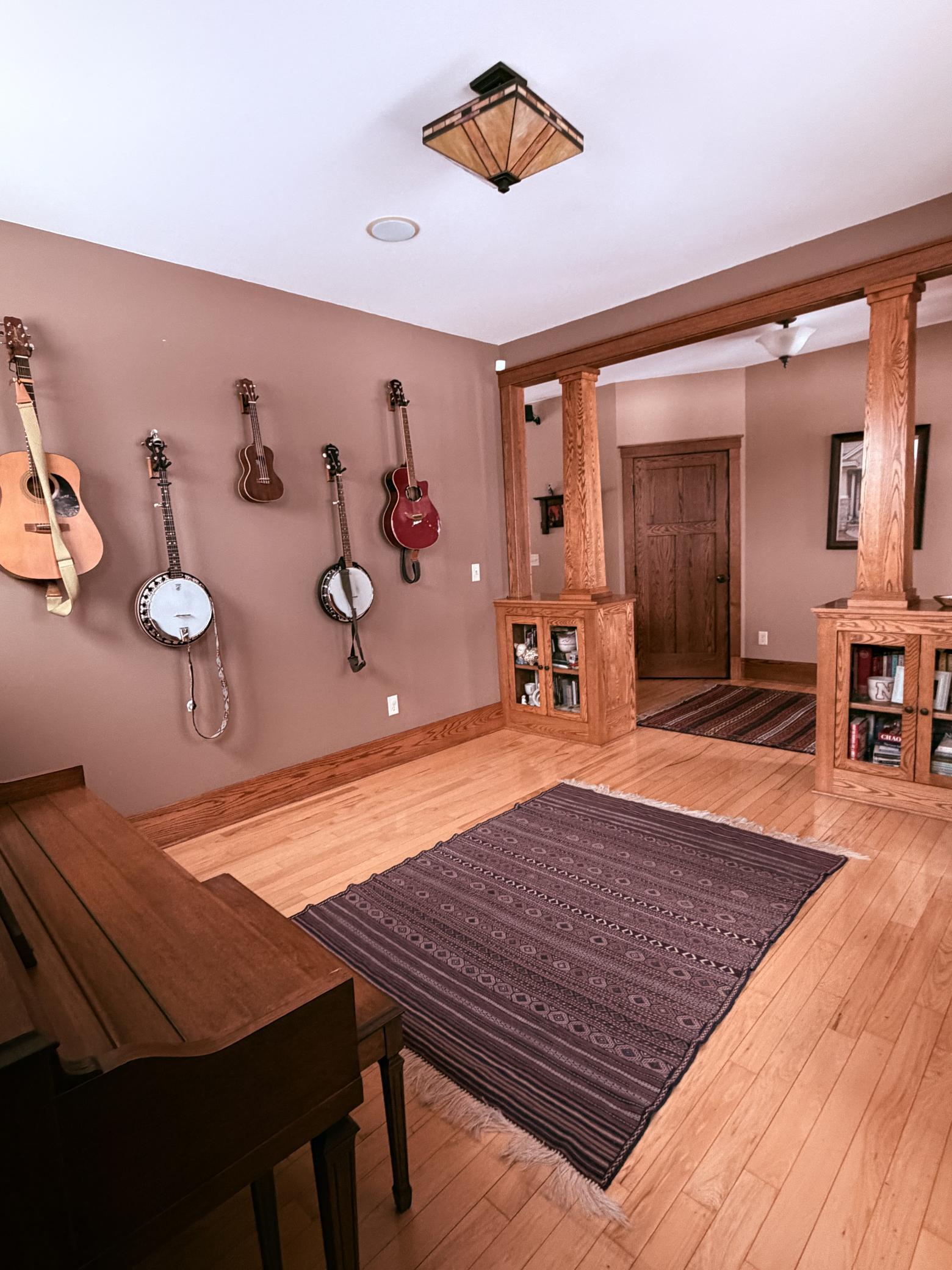 main property photo 4