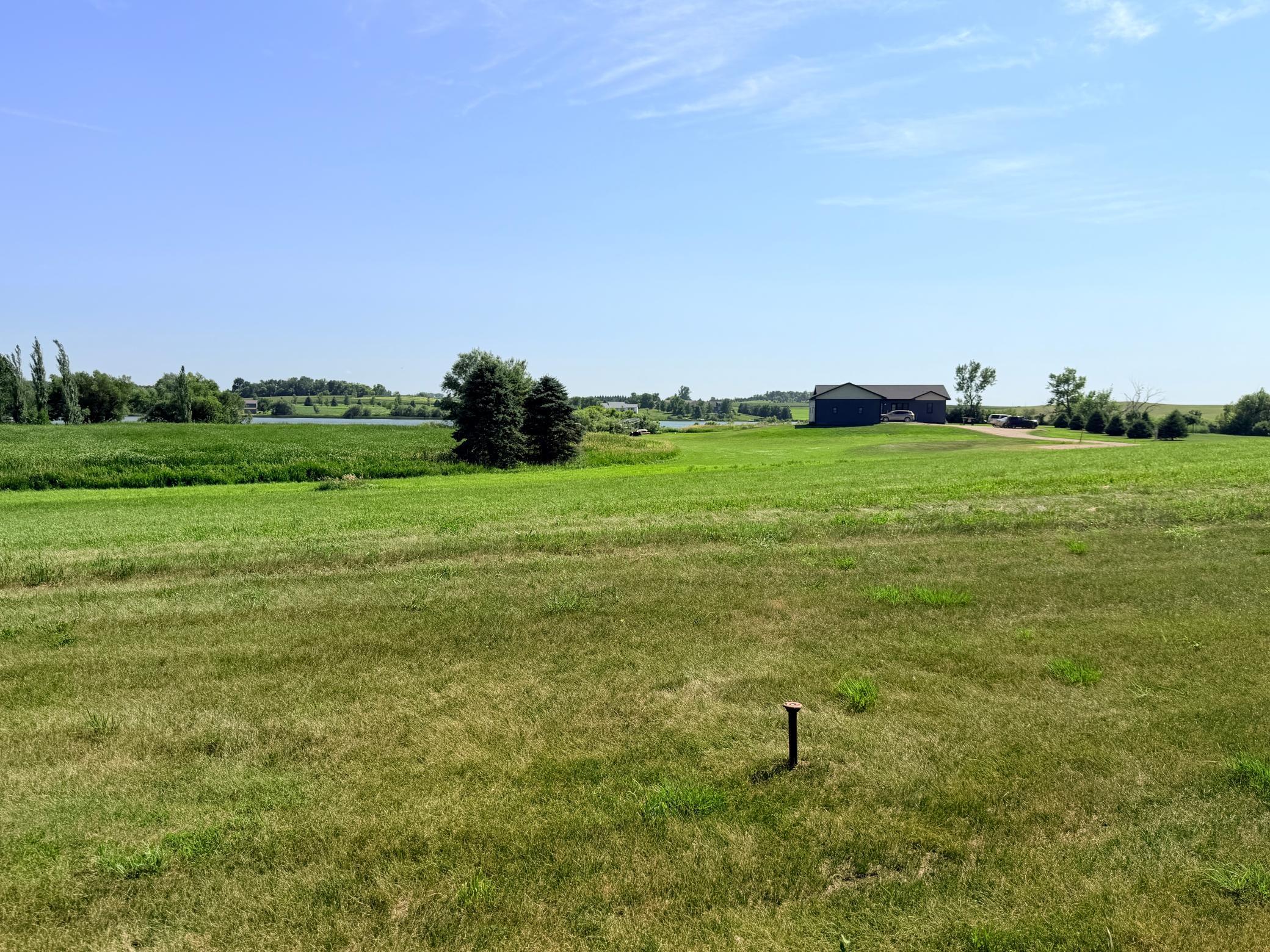main property photo 16