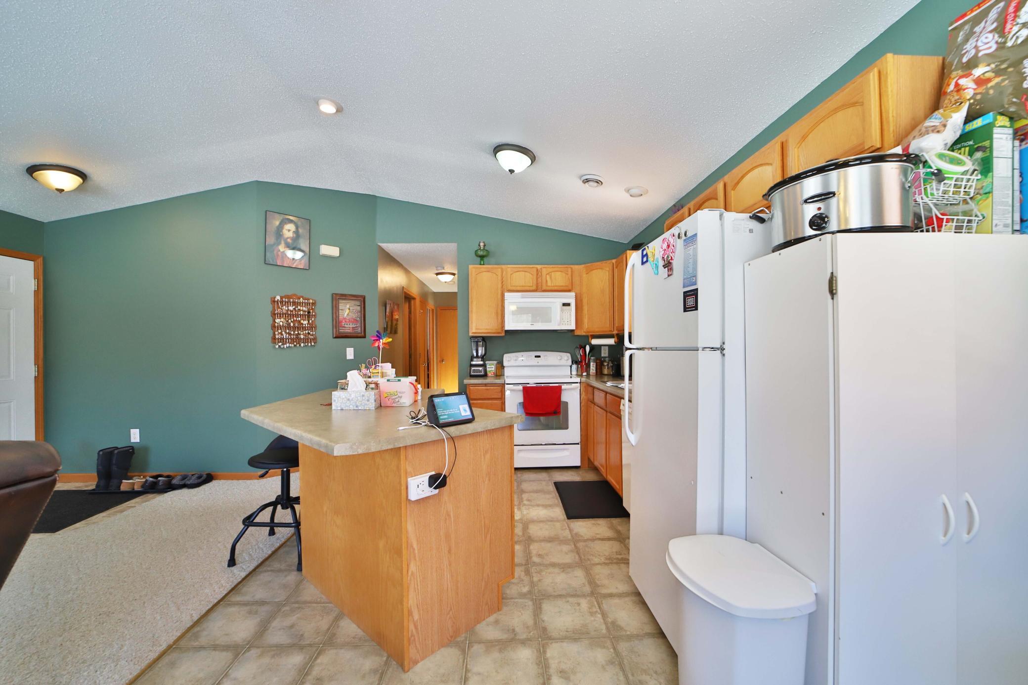 main property photo 8