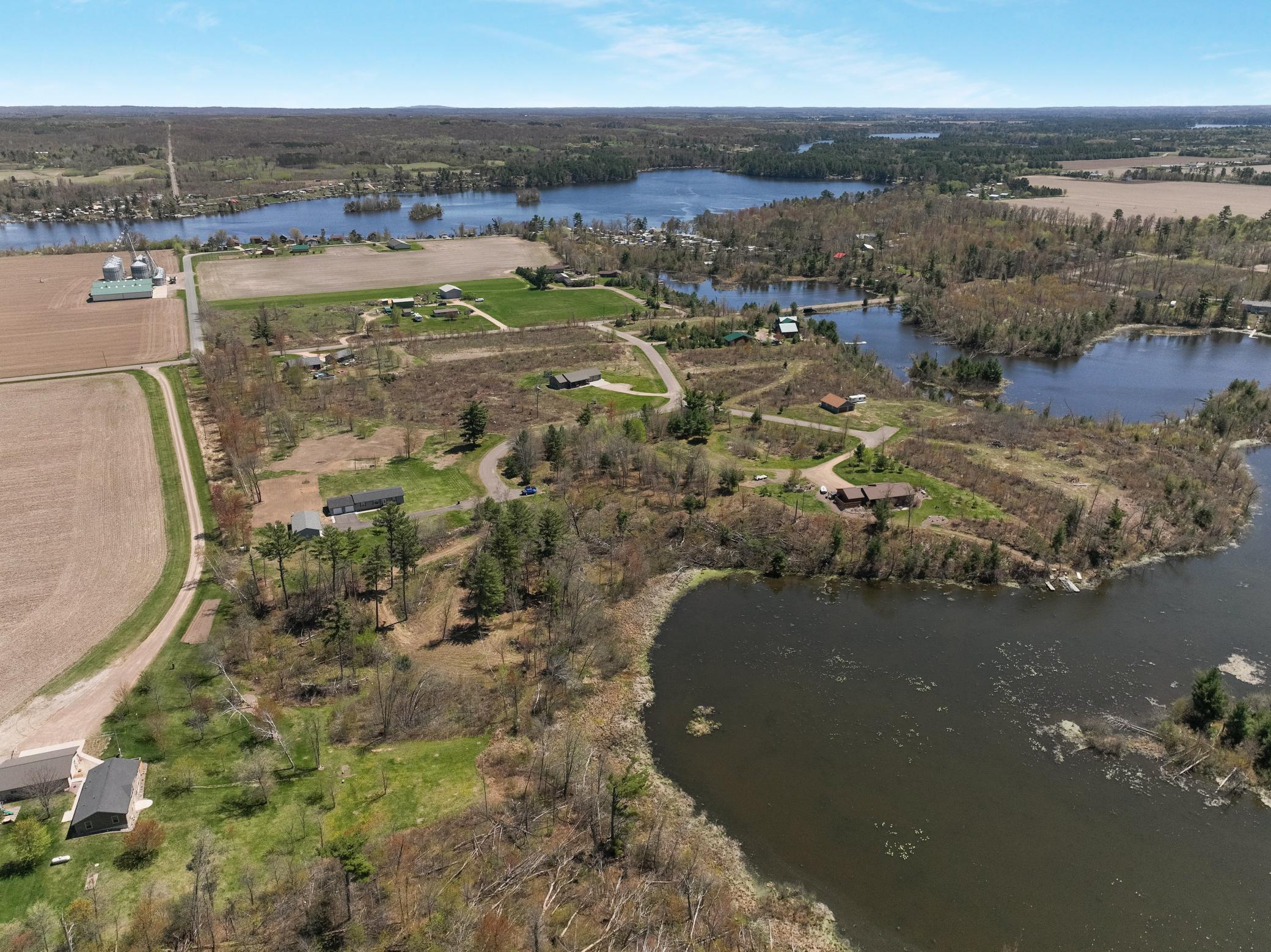 main property photo 9