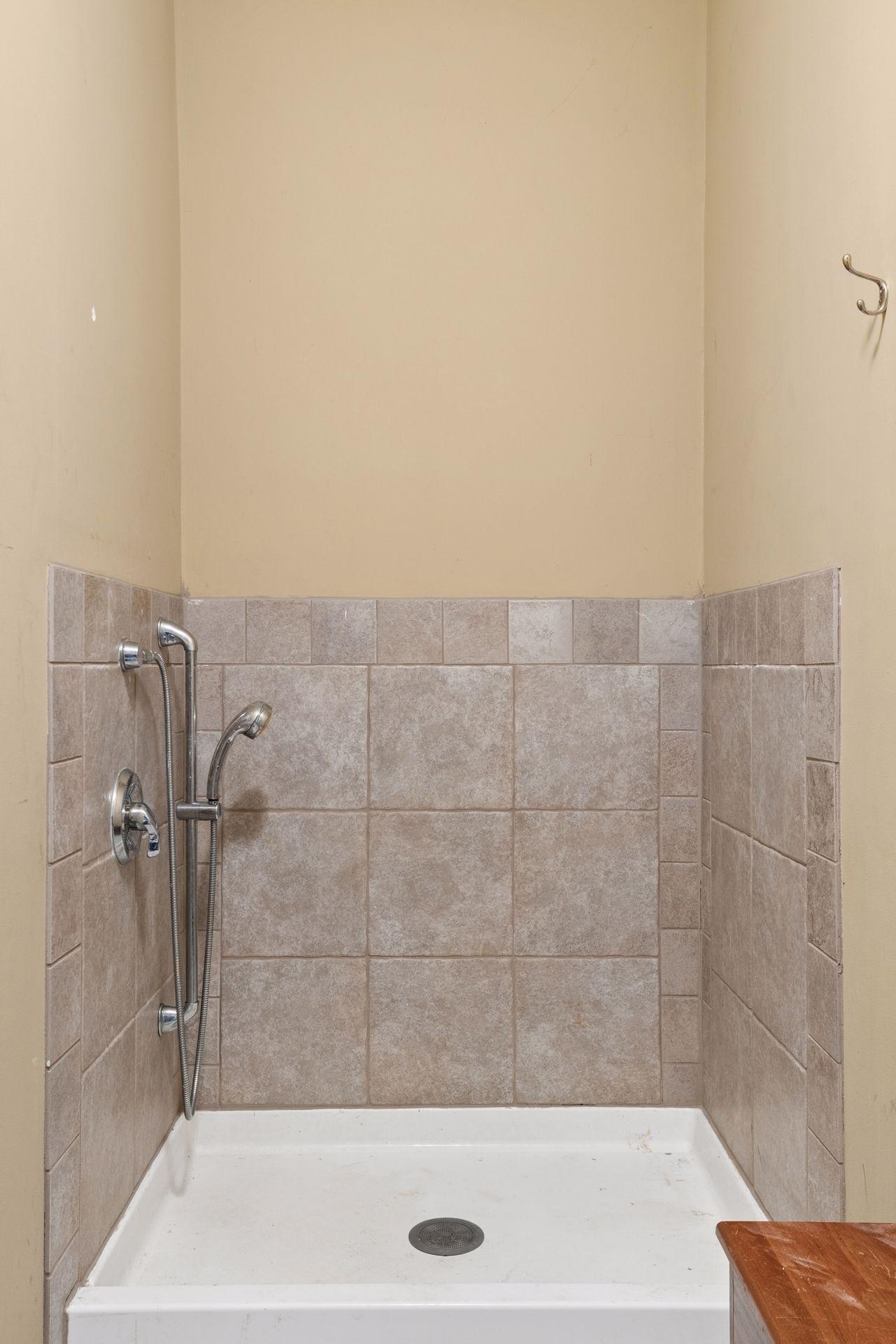 main property photo 90