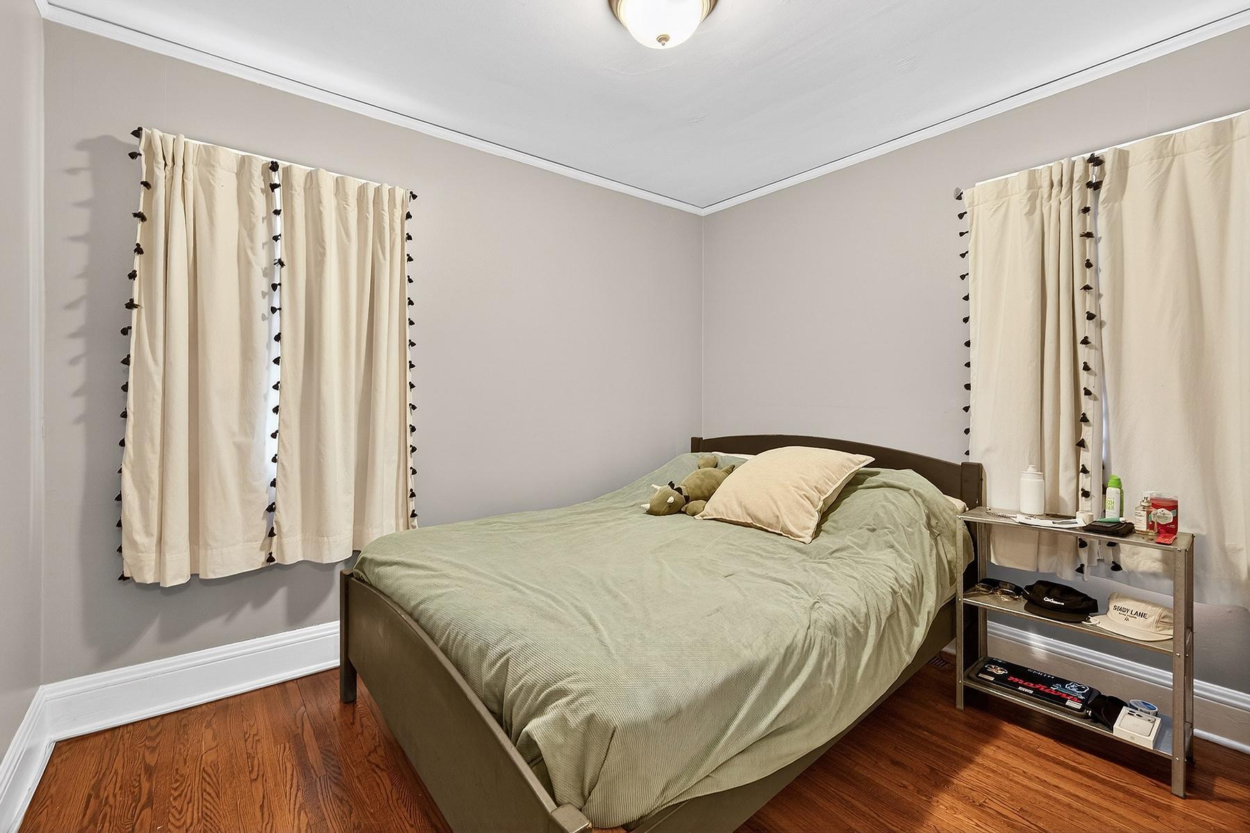 main property photo 11