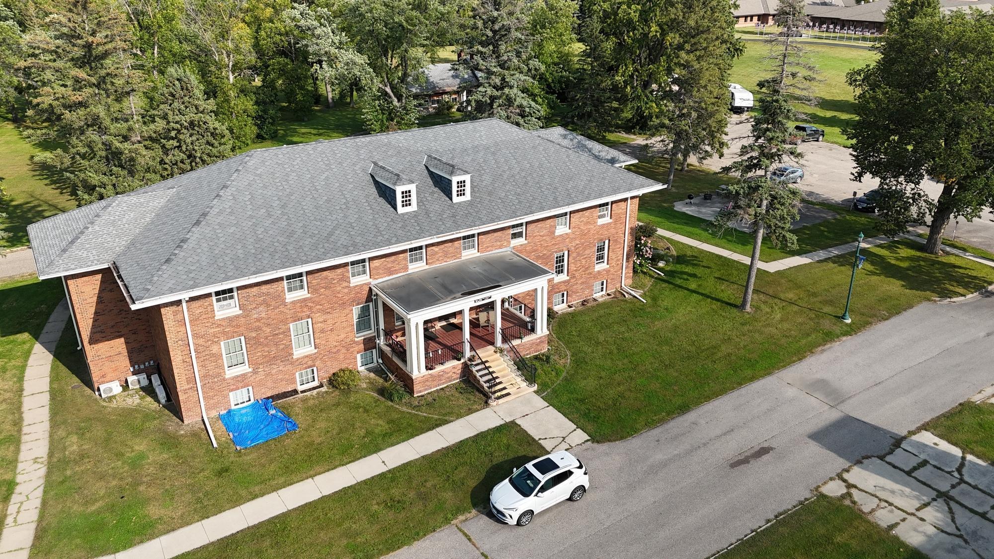 main property photo 20