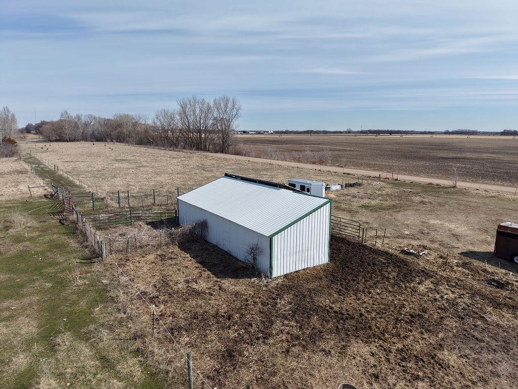 main property photo 50