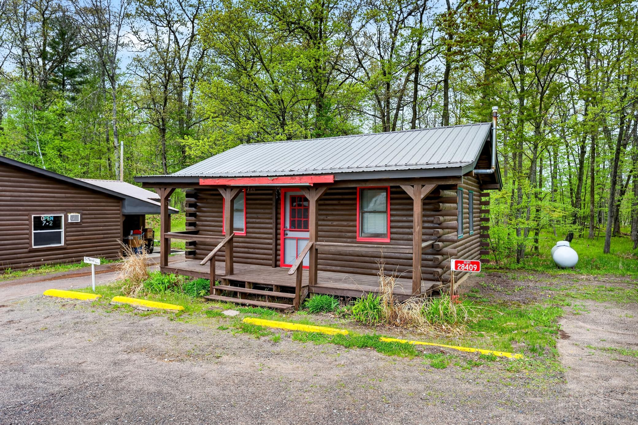 main property photo 7
